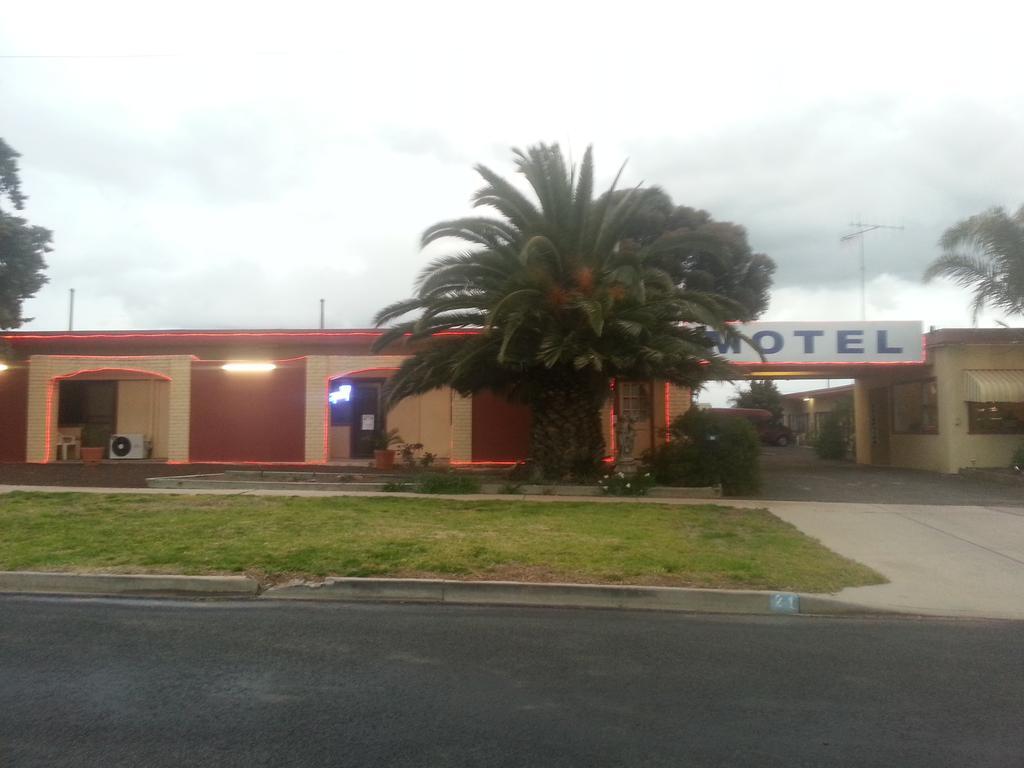 Nhill Oasis Motel Exterior photo